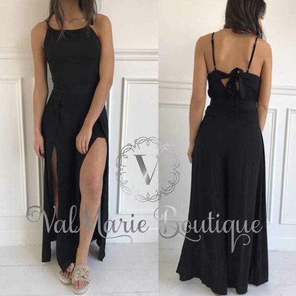 Black jumpsuit Romper - Picture 2 of 3
